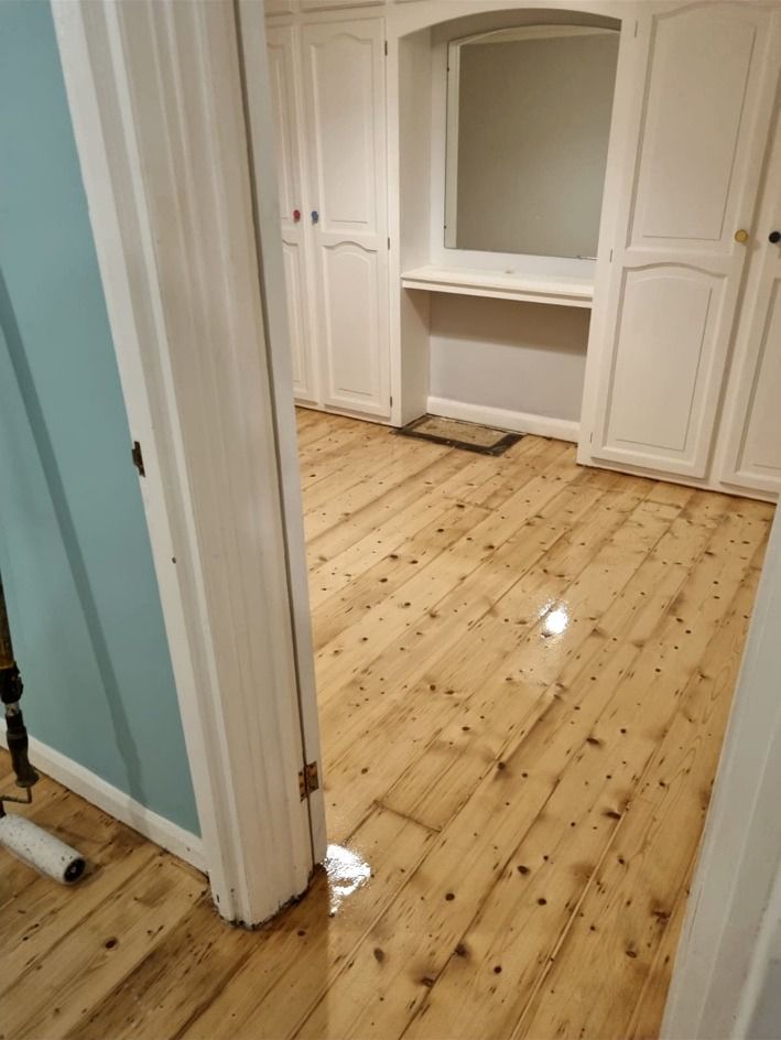 Pine Floor Sanding in Swindon
